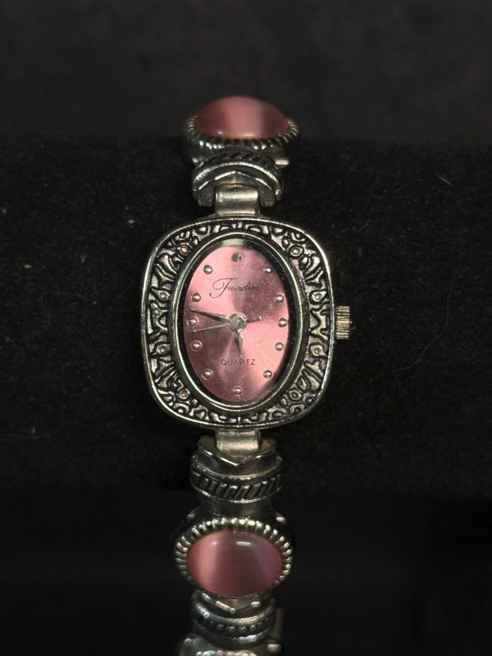 Fondino Pink Stone Cuff Bracelet Watch Chain Closure New Battery